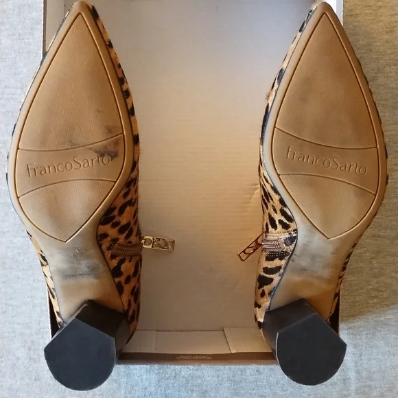 Franco Sarto Womens L-Nest Camel Hair Pointed Toe Ankle Boots Size